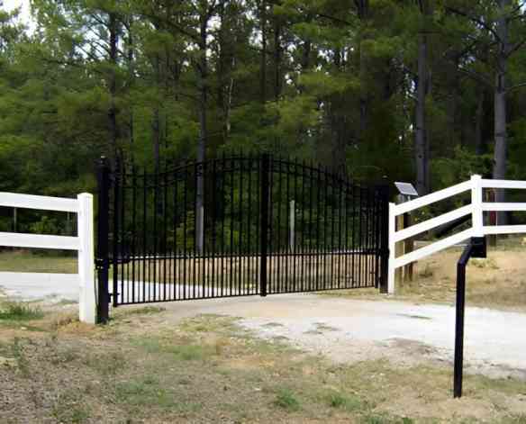 Solar-Powered Gate Openers: Pros and Cons